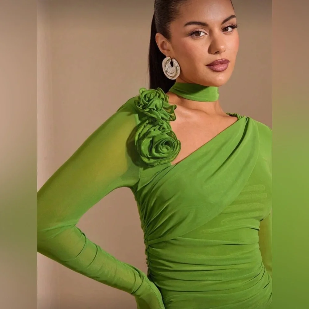 SHEIN Green One-Shoulder Long Sleeve Dress - Picture 3 of 5